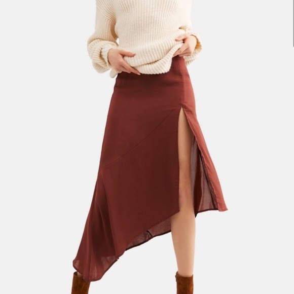 Free People Dresses & Skirts - NEW! FREE PEOPLE asymmetrical brown maxi skirt